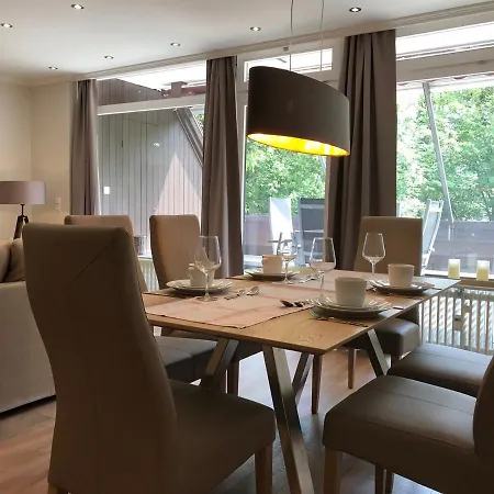 Pistenblume - Skipiste, Stadtzentrum Apartment Winterberg