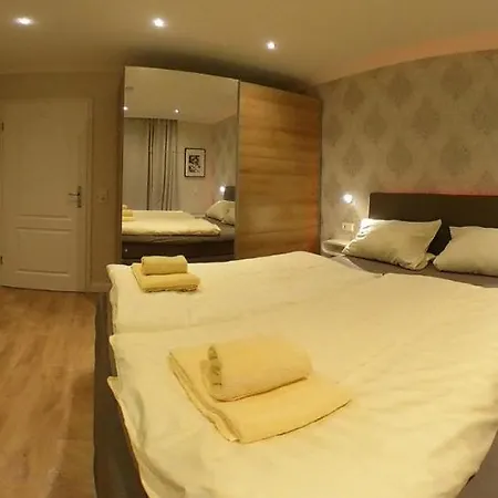 Pistenblume - Skipiste, Stadtzentrum Daire