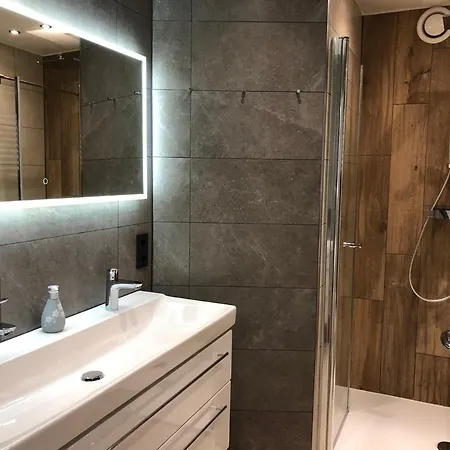 Pistenblume - Skipiste, Stadtzentrum *