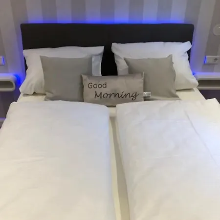 Pistenblume - Skipiste, Stadtzentrum * Winterberg